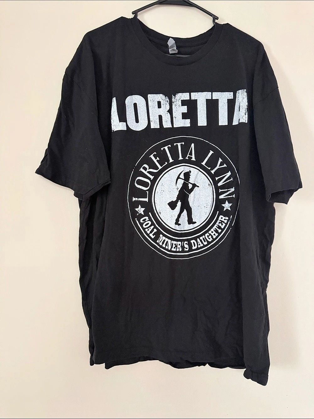 Loretta Lynn Coal Miner's Daughter graphic tee Graphic Tee in Black & White